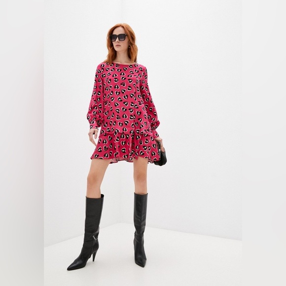 LOVE MOSCHINO Graphic Heart Dress size 4 - Picture 3 of 12